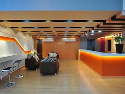 Baron Residence Bangkok