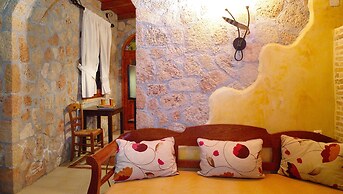 Camelot Royal Beds by Estia