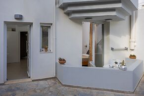 Camelot Royal Beds by Estia