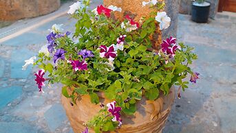 Camelot Royal Beds by Estia