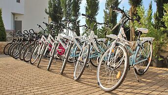 Camelot Royal Beds by Estia