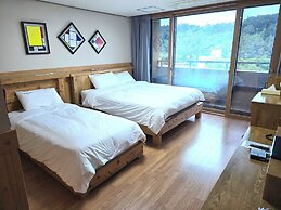 Cheonjiyeon Hotel