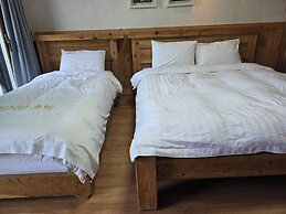 Cheonjiyeon Hotel