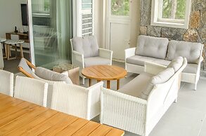 Summer Breeze by Dream Escapes