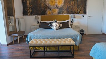 7 Rooms