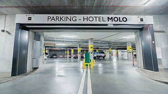 Molo Hotel