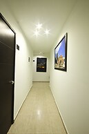 First Inn Hotel & Business