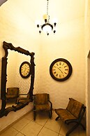 First Inn Hotel & Business