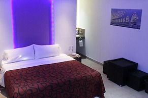 First Inn Hotel & Business