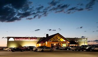 Going-To-The-Sun Inn & Suites