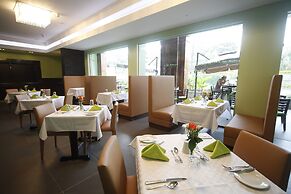 Best Western Premier Garden Hotel Entebbe