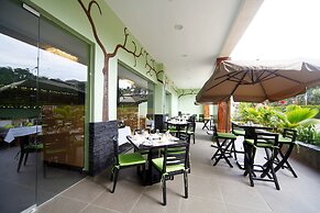 Best Western Premier Garden Hotel Entebbe