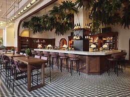The William Vale