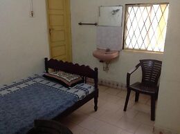 St.Antonys Lodge Ernakulam Market