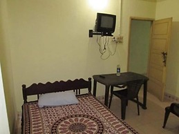 St.Antonys Lodge Ernakulam Market