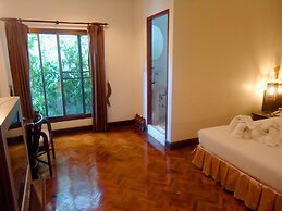 Baiyoke Chalet Hotel