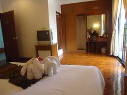 Baiyoke Chalet Hotel