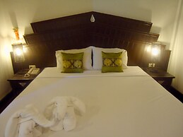 Baiyoke Chalet Hotel