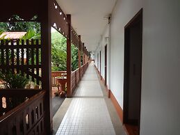 Baiyoke Chalet Hotel