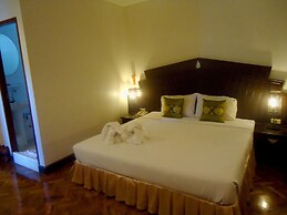 Baiyoke Chalet Hotel