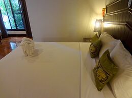 Baiyoke Chalet Hotel