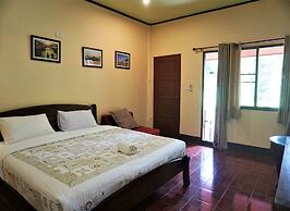 Ban Rai Tin Thai Ngarm Eco Lodge