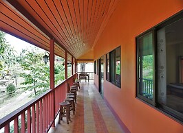 Ban Rai Tin Thai Ngarm Eco Lodge