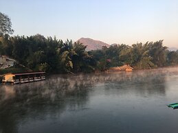 Riverside Hill Resort & Restaurant