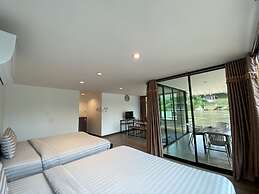 Riverside Hill Resort & Restaurant