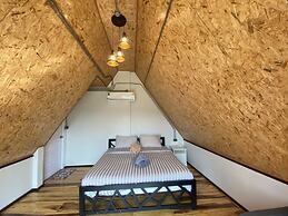 Riverside Hill Resort & Restaurant