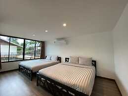 Riverside Hill Resort & Restaurant