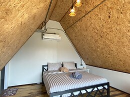 Riverside Hill Resort & Restaurant