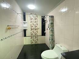 Riverside Hill Resort & Restaurant