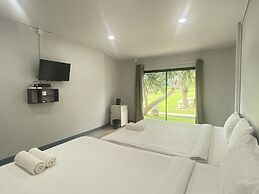 Riverside Hill Resort & Restaurant