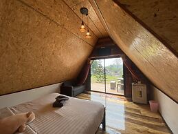 Riverside Hill Resort & Restaurant