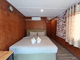 Riverside Hill Resort & Restaurant