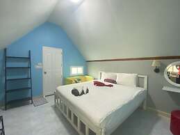 Riverside Hill Resort & Restaurant