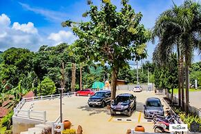 Riverside Hill Resort & Restaurant