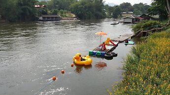 Riverside Hill Resort & Restaurant