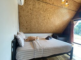 Riverside Hill Resort & Restaurant