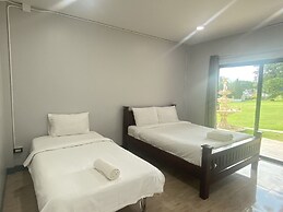 Riverside Hill Resort & Restaurant