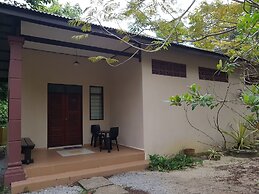 Pandan Laut Beach Resort