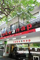 Take A Nap Hotel