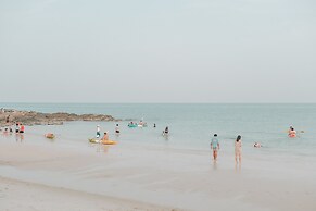 Sangthian Beach Resort