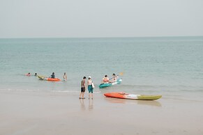 Sangthian Beach Resort