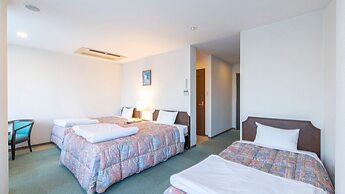 Aqua Garden Hotel Fukumaru