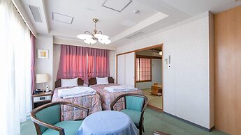 Aqua Garden Hotel Fukumaru