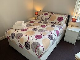 Austins Self Service Guest House