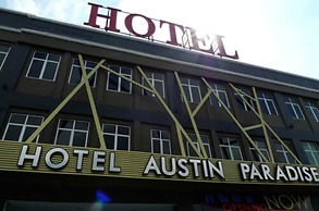 Hotel Austin Paradise - Mount Austin