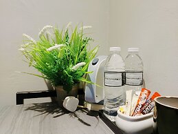 The Leverage Business Hotel Mergong